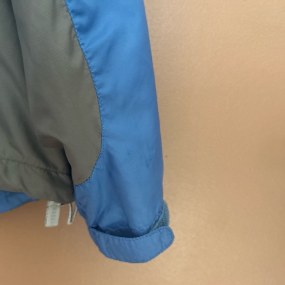 The North Face Womens Jacket Size Medium Blue Stow Pocket Packable Lightweight - Picture 7 of 10